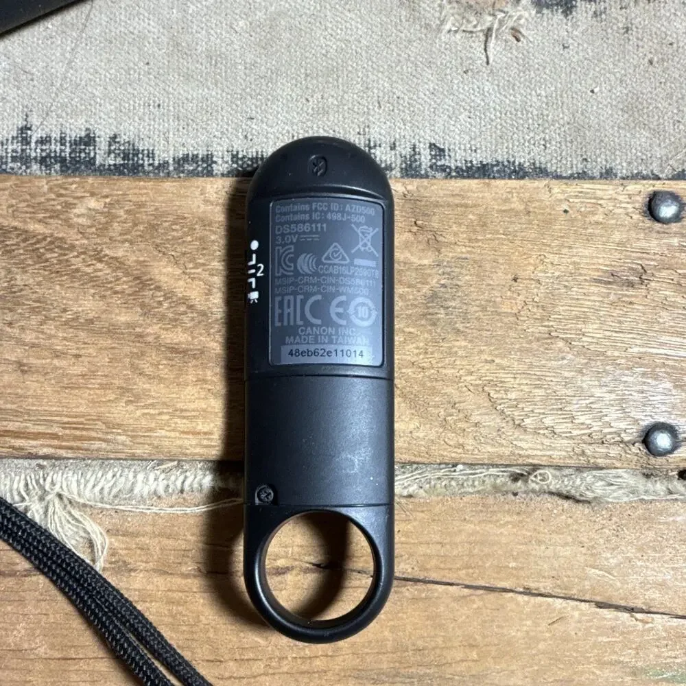 Canon BR-E1 Wireless Bluetooth Remote Control Shutter Release for Cameras